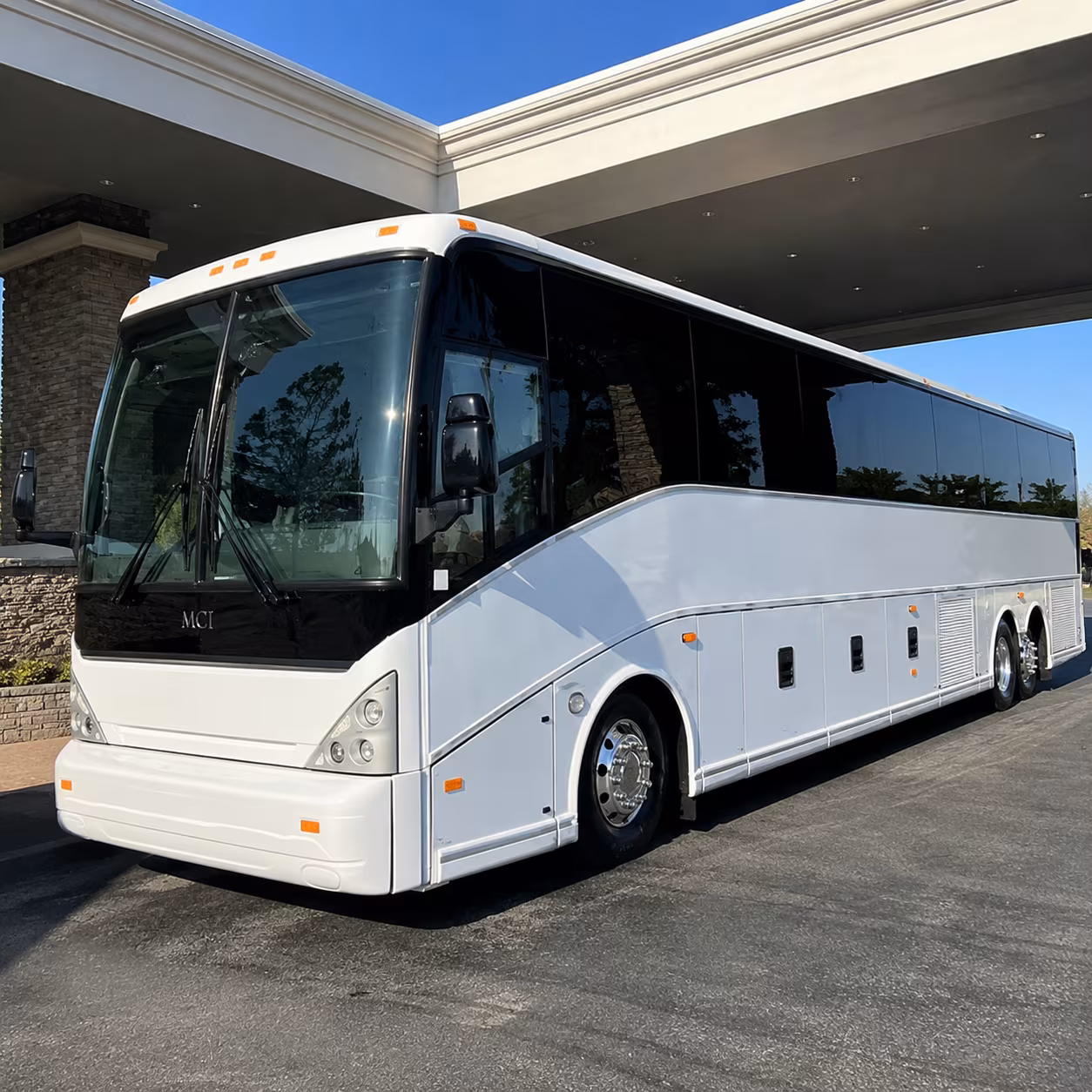 bus rental options for newport news trips