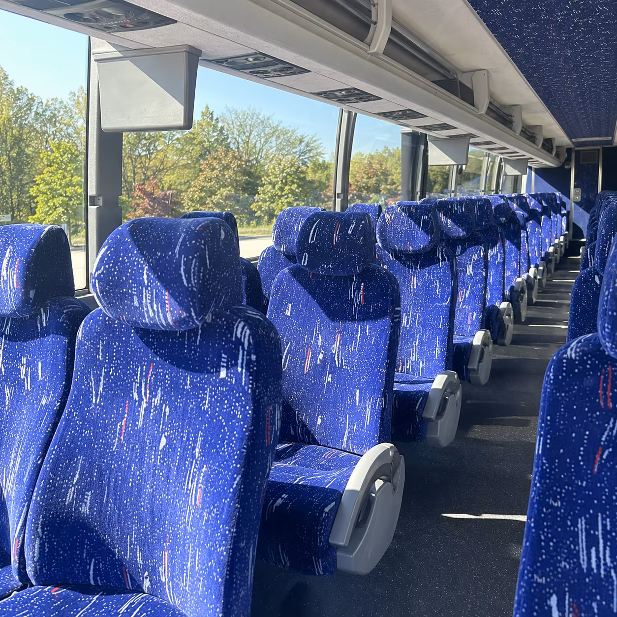 long distance bus trips from newport news to new york city and the northeast