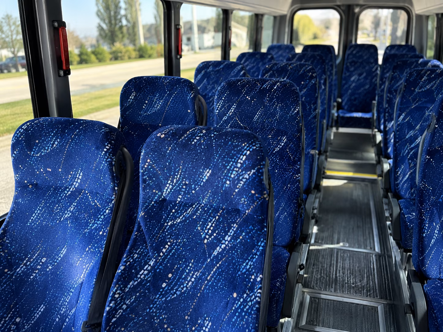 newport news 15 passenger minibus interior