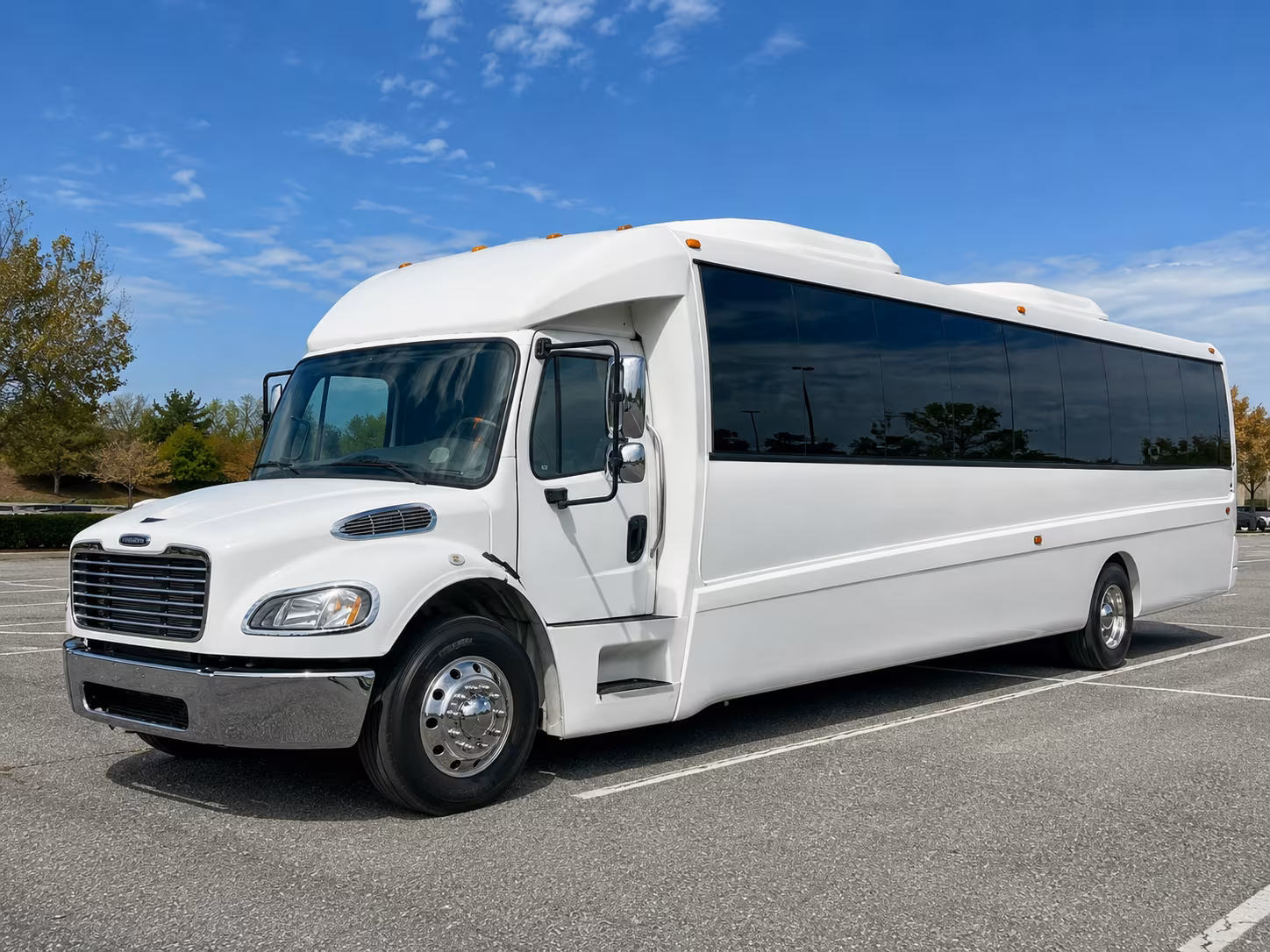 newport news 30 passenger party bus