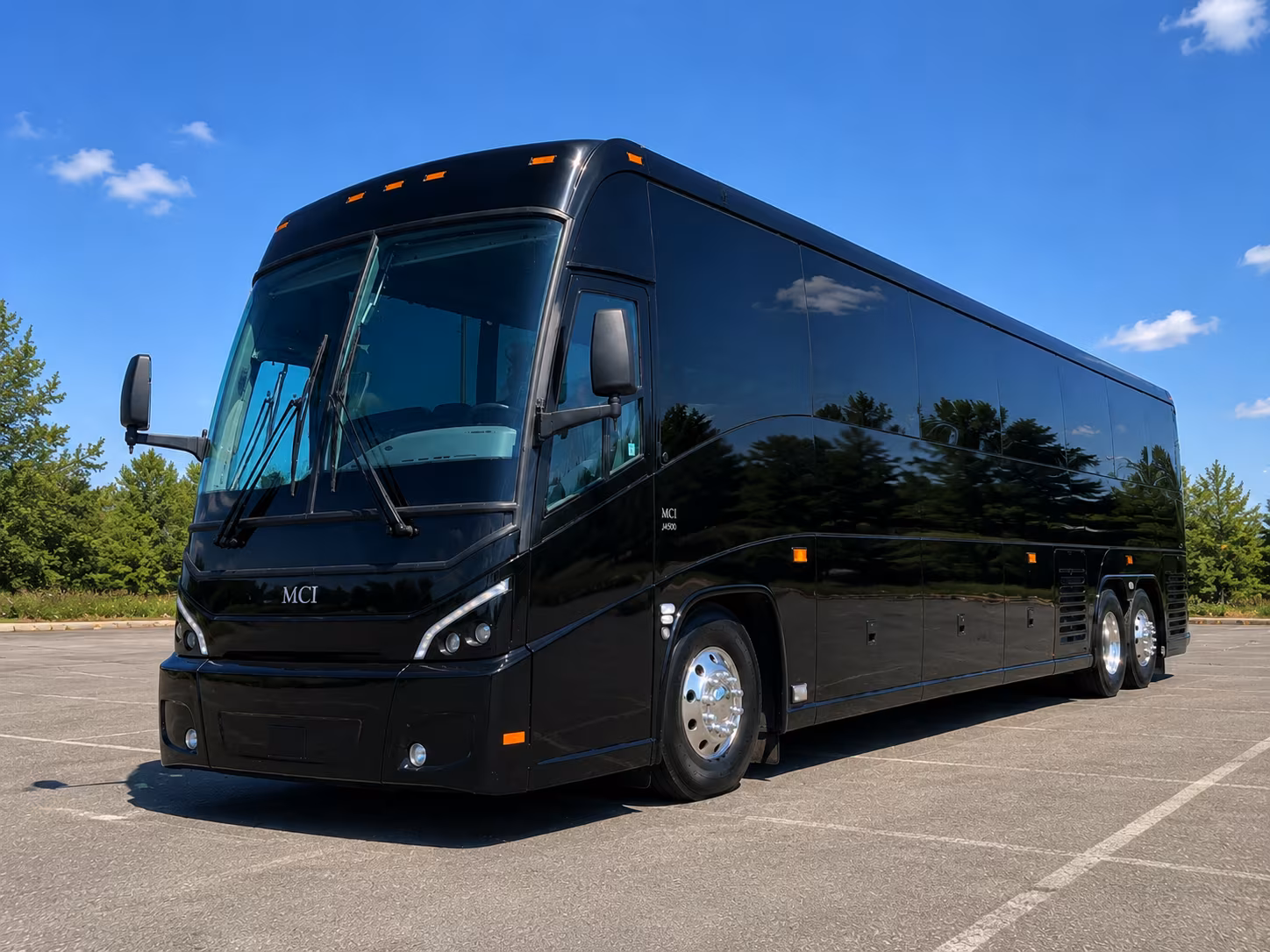 newport news 56 passenger charter bus