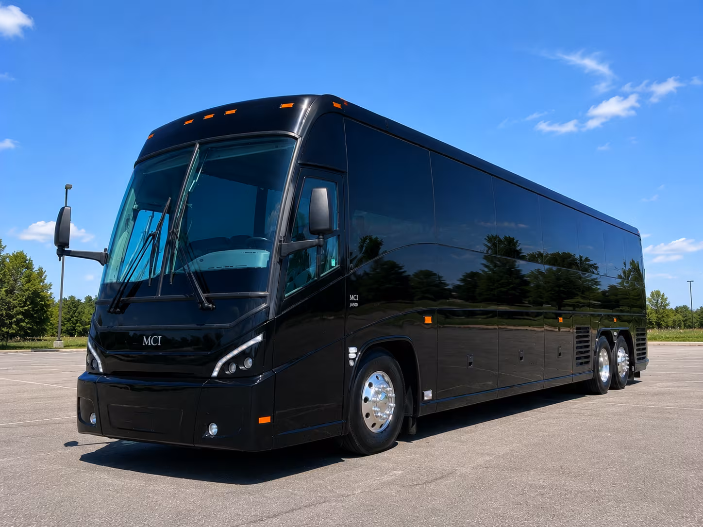 shuttle buses for newport news shipbuilding defense contractor teams